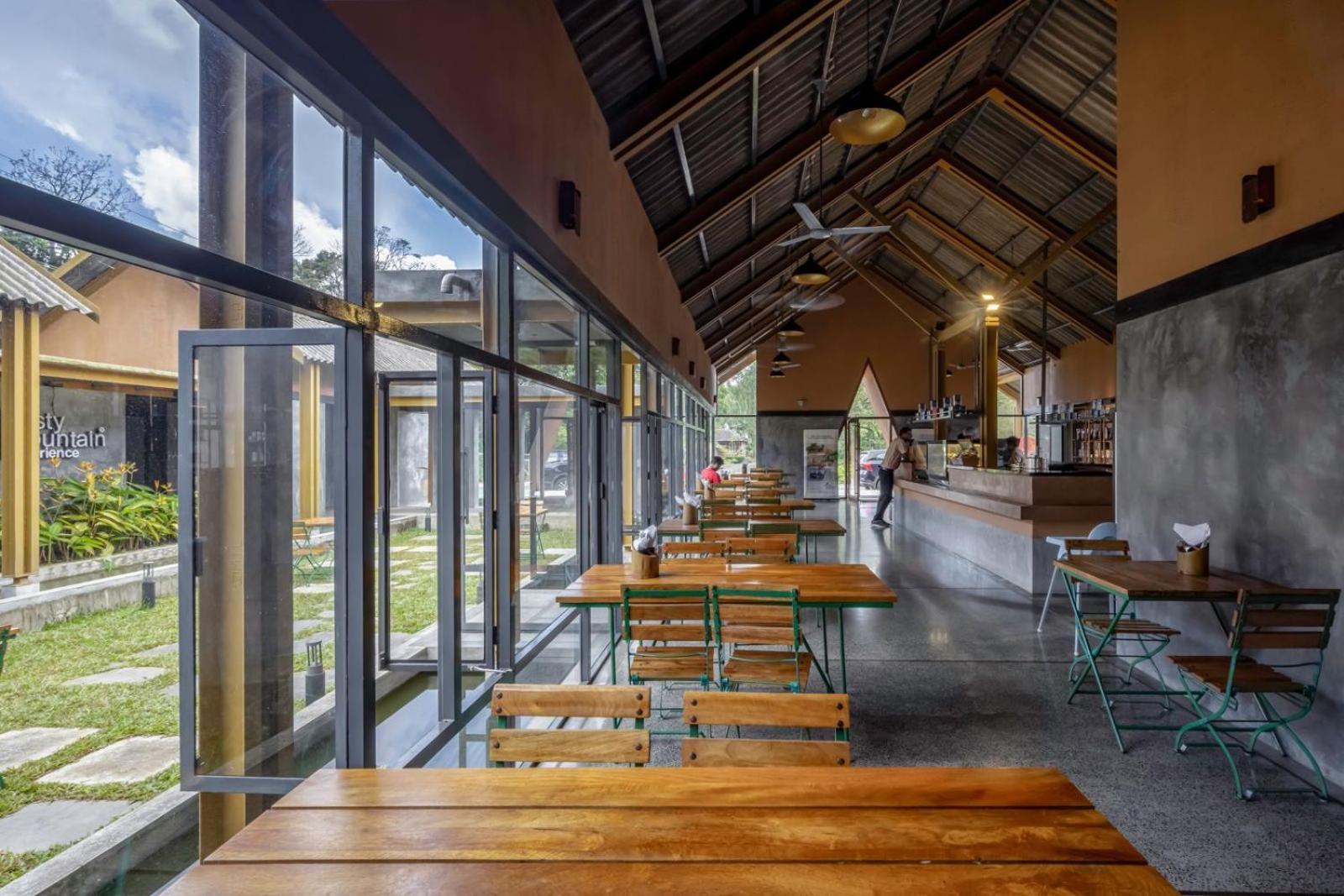 Misty Mountain Experience By Perfect Stays Pīrmed Exteriör bild
